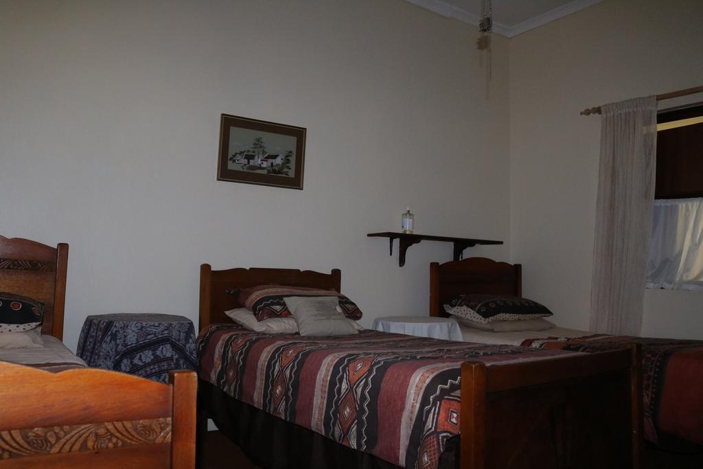 Grysbok Self Catering Accommodation Oudtshoorn Kültér fotó